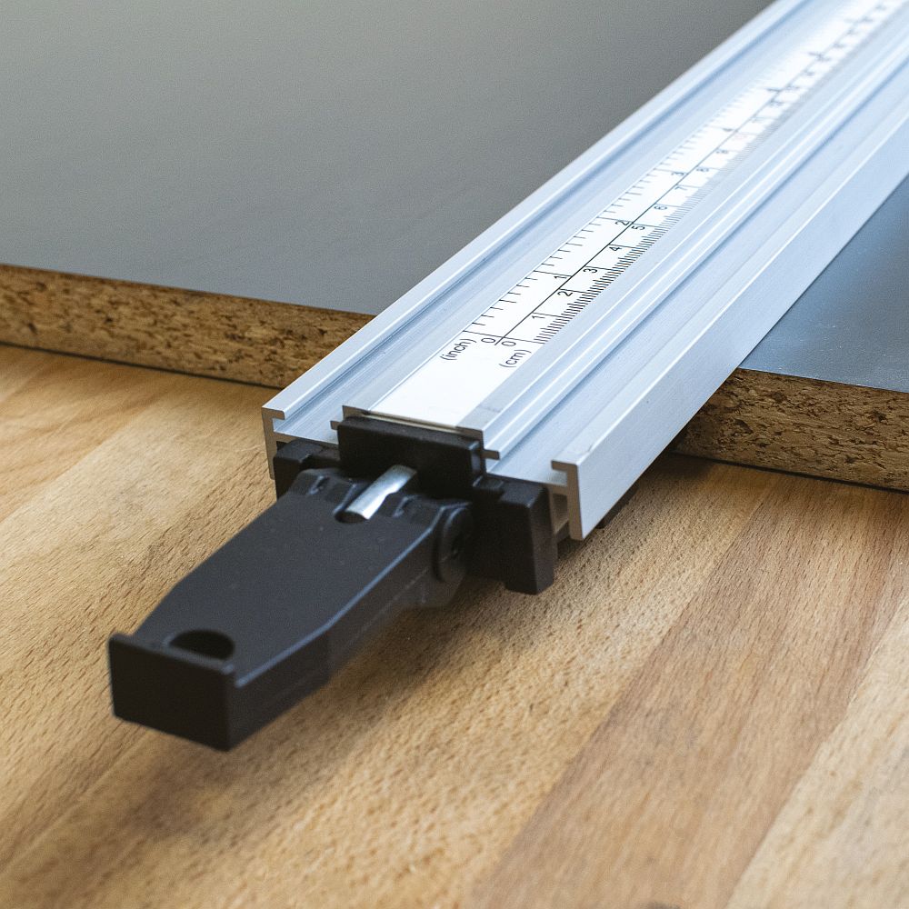 IGM Klemmschiene mit Messskala - 1270 x 50 mm