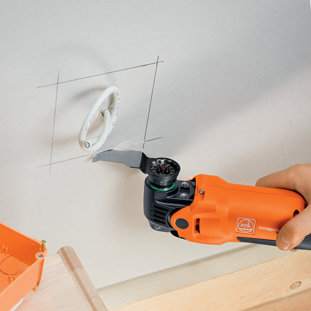 CMT Starlock Tauch- und Bündigschnitt BIM in Holz & Nägeln. Lange Lebensdauer - 50 mm