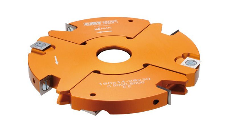 Nutfräser mit Bohrung